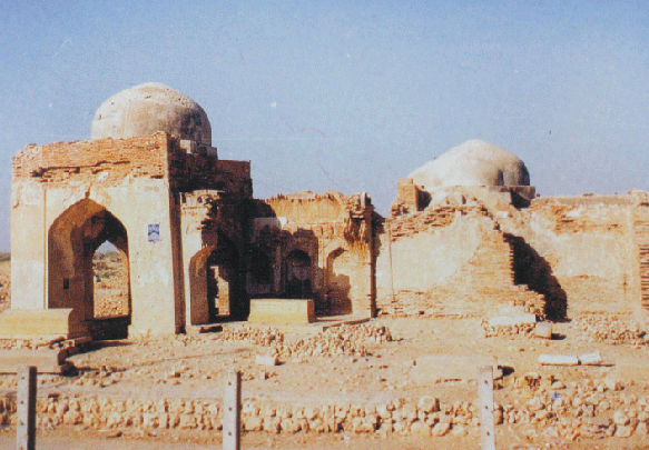 پير سادات جو مقبرو