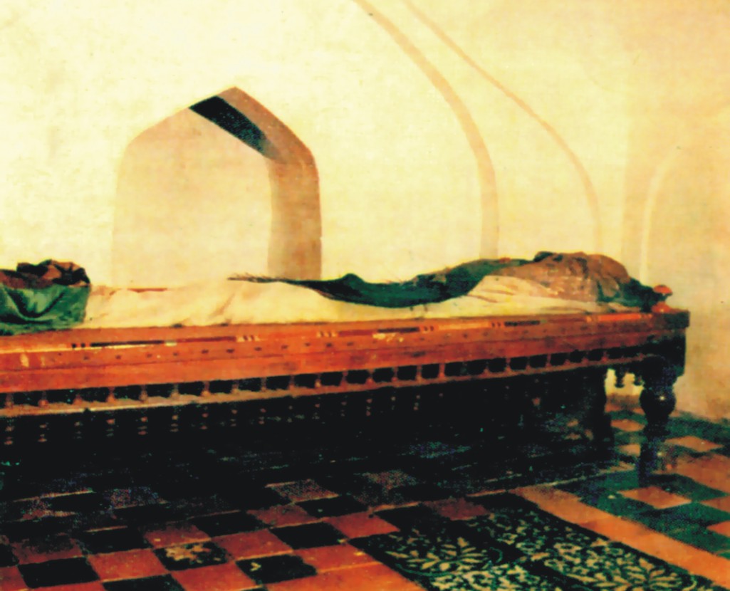 شاهه لطيف جي سمهڻ جو ڪمرو