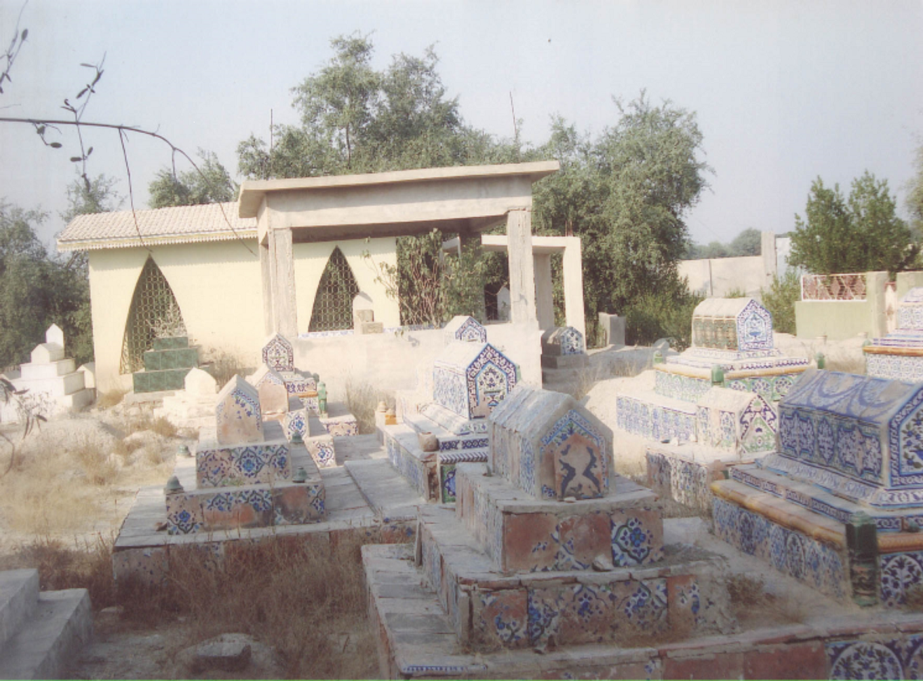راهو رتول قبرستان