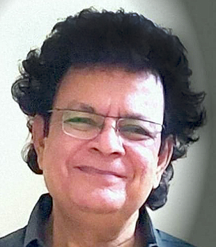 آفتاب احمد خانزاده