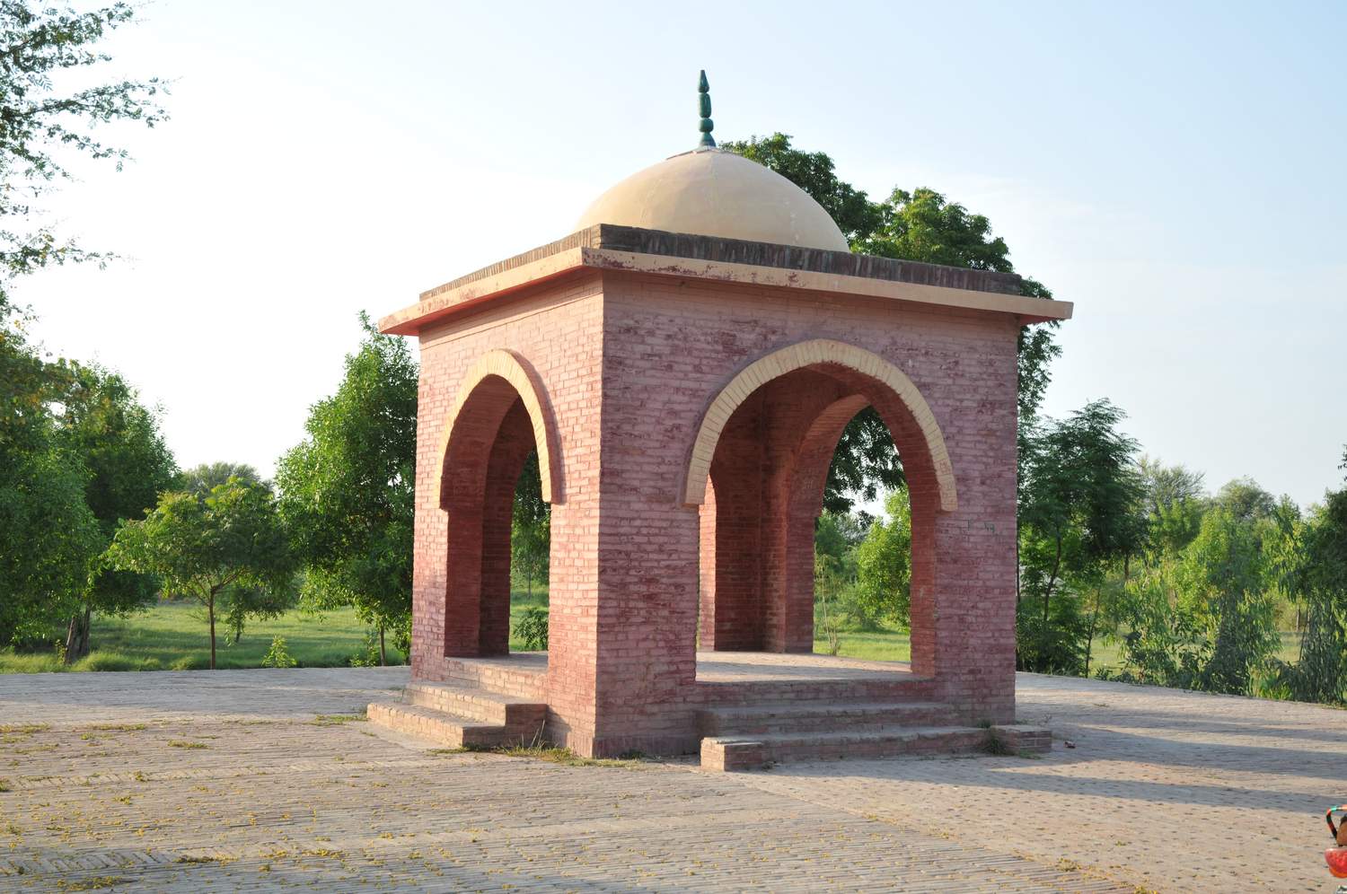 اڪبر بادشاھ  جي ڄمڻ جو ھنڌ