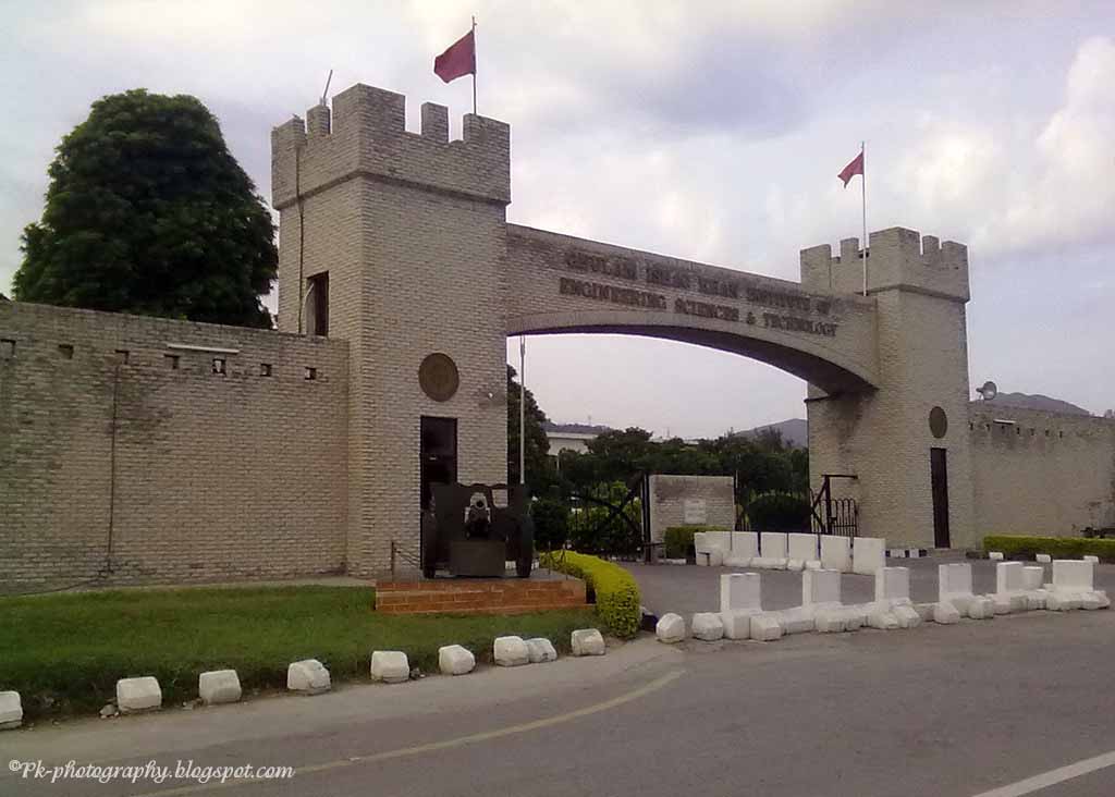 غلام اسحاق خان انسٽيٽيوٽ آف انجنيئرنگ سائنسز اينڊ ٽيڪنالاجي